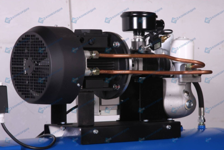 Винтовой компрессор Remeza ВК4А-10-200-1 фото